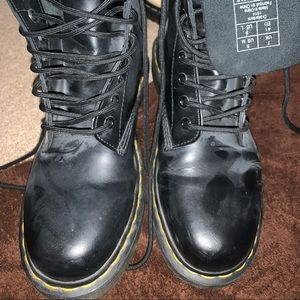 Dr Martens 1914 black boots